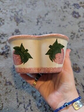Y2K Speckled Pottery Painted Heart Shaped Ceramic Dish Strawberry Design Cottage